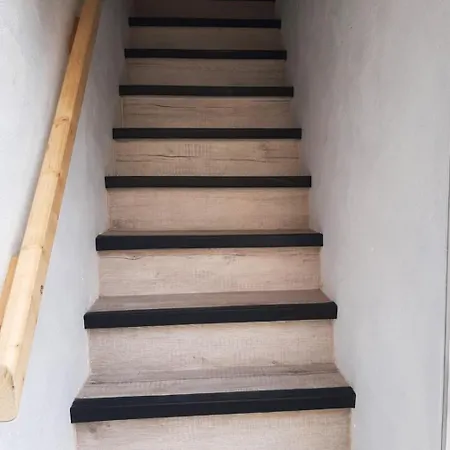 De La Crevette Saint-Hilaire-Petitville